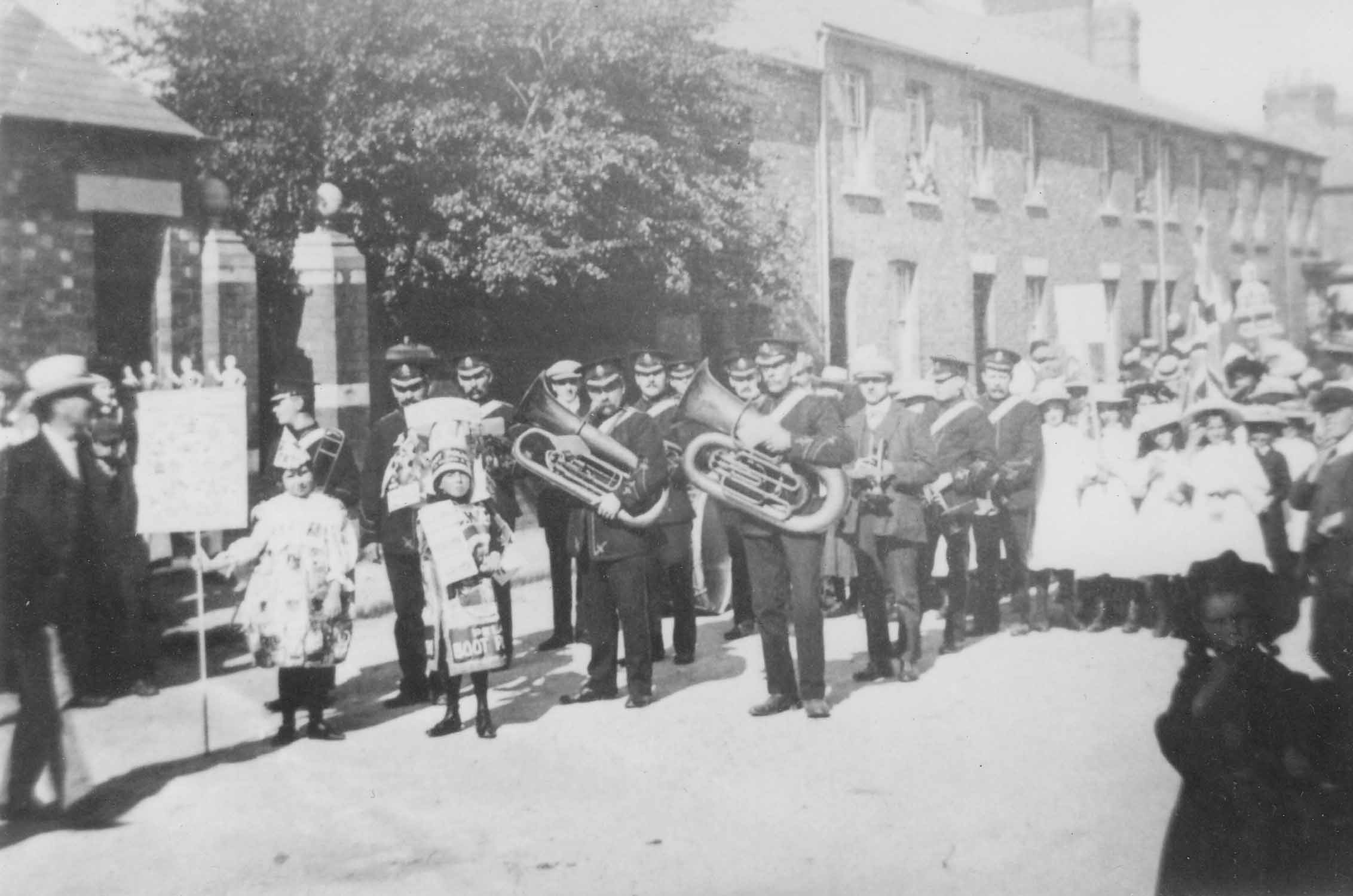 Milton Keynes Brass Band - Bradwell Silver Band